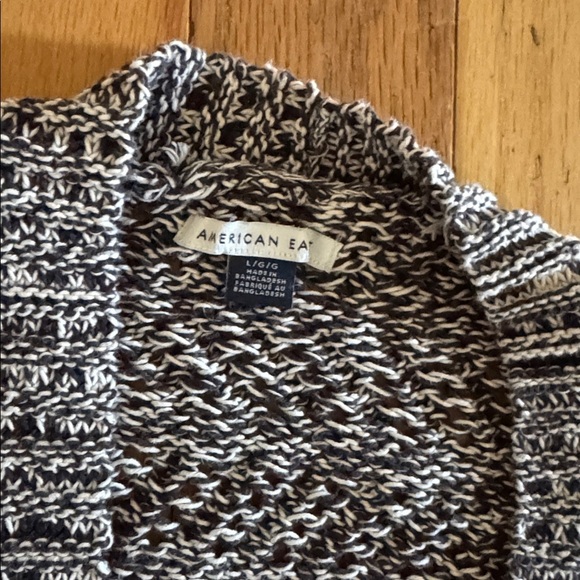 American Eagle | black white knit open front sweater cardigan | cropped | L - Picture 2 of 4